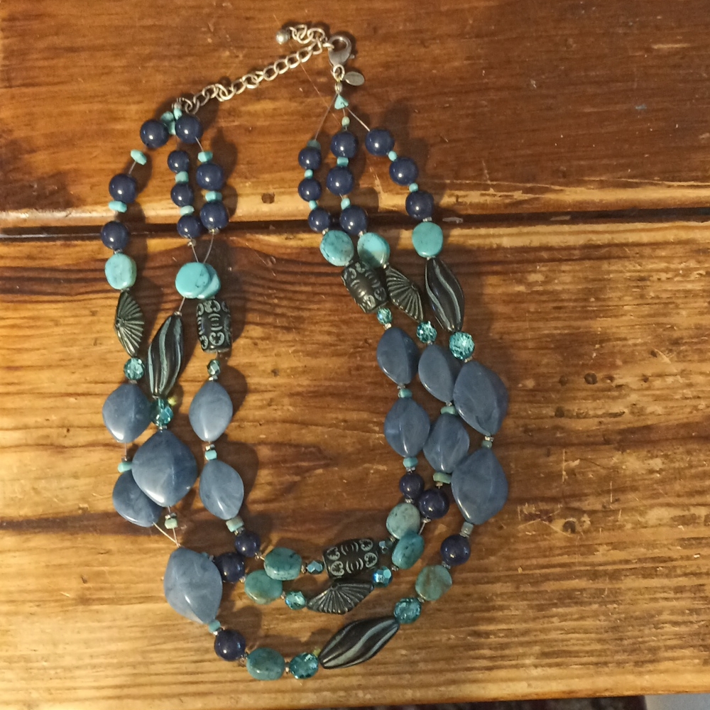 Blue bead necklace